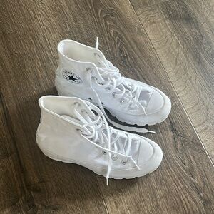 Converse Classic White High-Tops
